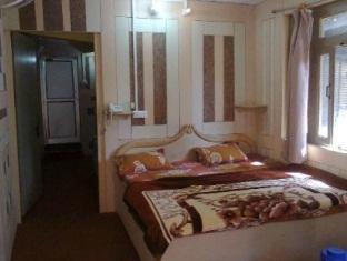 Coronation Hotel Nainital Kültér fotó